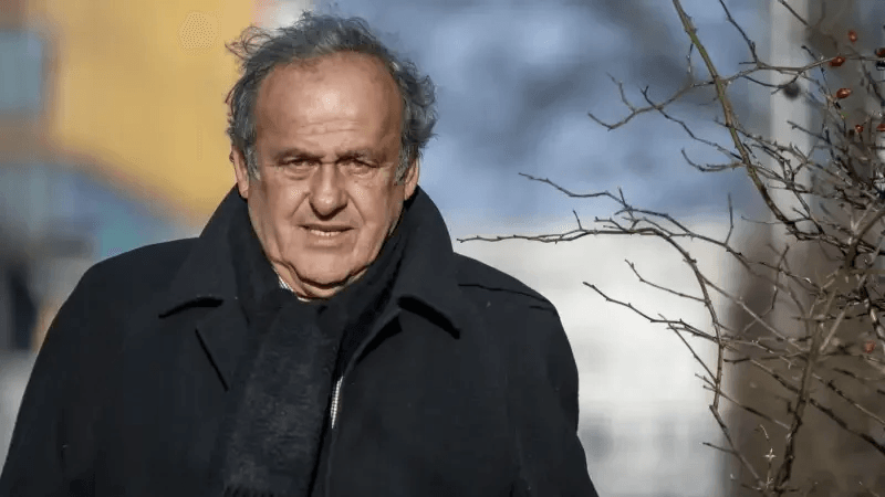 ميشيل بلاتيني ضحية عمليّة سطو على منزله