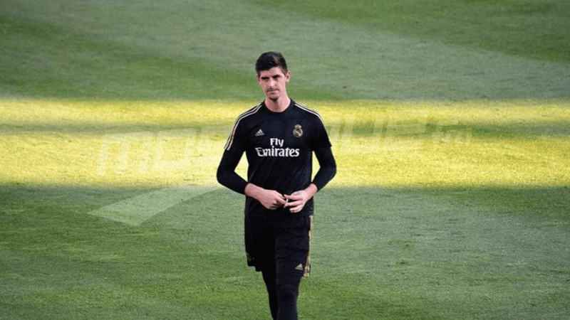 ريال مدريد يجدد عقد كورتوا