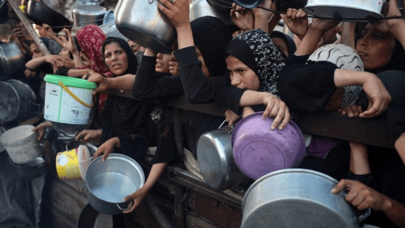 الاحتلال يتجاهل ضغوط أكثر من 20 دولة ويواصل عدوانه الغاشم