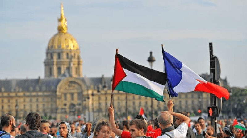 Macron annonce que la France va reconnaître l'État de Palestine