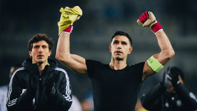 Emiliano Martinez n'ira pas à Manchester United