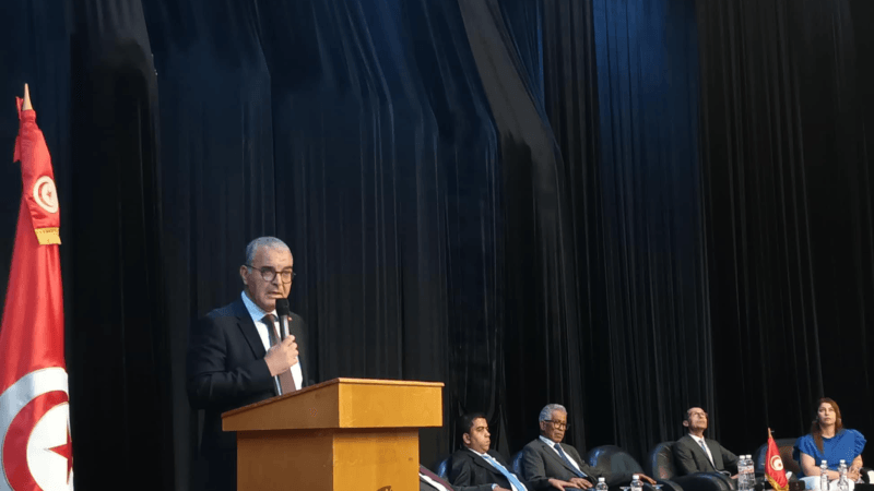 عبد الحفيظ:مع مرافقة مصالح مركزية للأقاليم لجان قطاعية تعمل بالوزارات