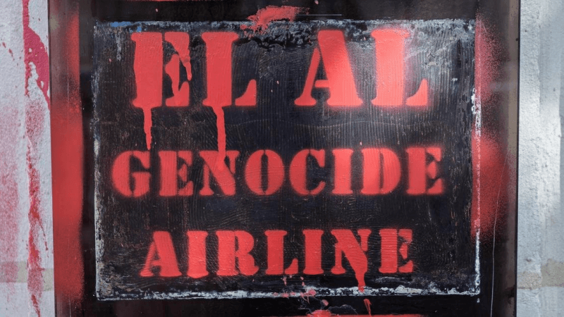 Paris: la compagnie arienne israélienne surnommée génocide Airlines