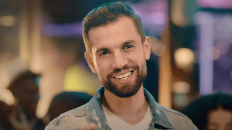 'Béb El Janna', la nouvelle chanson de Mehdi Ayachi