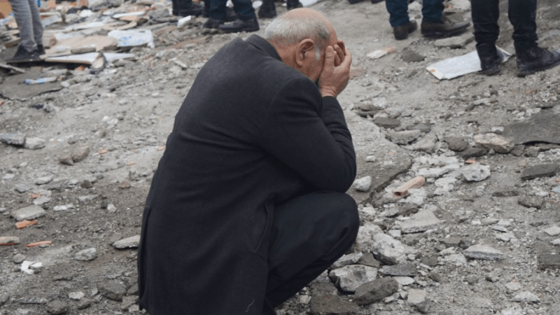 الاحتلال يستهدف منتظري المساعدات بالرصاص مجددا
