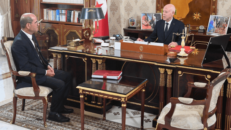 Saïed appelle à débloquer en urgence les projets d’infrastructure