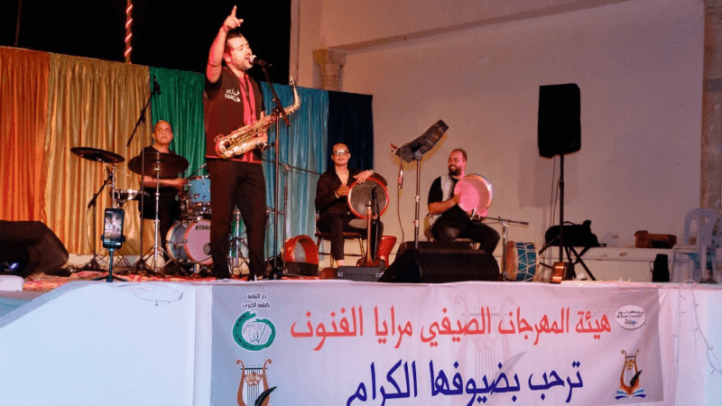 سيف الدين معيوف يجدد أغاني التراث في 'مرايا الفنون' بالقلعة الكبرى