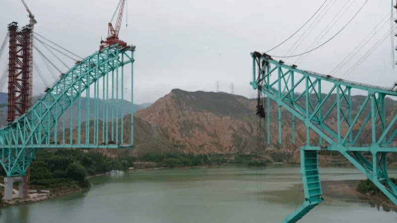 Chine : Au moins douze ouvriers tués après l'effondrement d'un pont