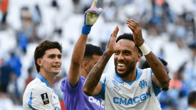 الدوري الفرنسي: أوباميانغ يقود مرسيليا إلى فوزه الأول