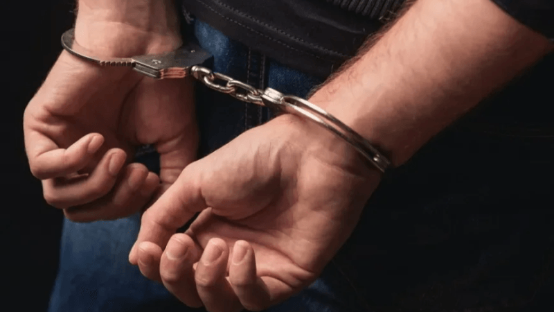 إيداع امرأة السجن لانتحالها صفة مرشدة اجتماعية والتحيّل على مواطنين