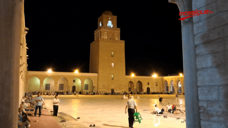 جامع عقبة بن نافع يستعد لإحياء ذكرى المولد النبوي الشريف