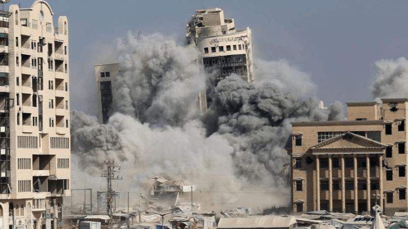 Israël détruit une nouvelle tour à Gaza
