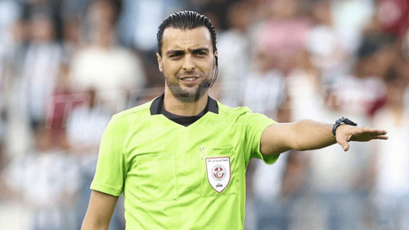 النادي الصفاقسي يحتج على تعيين نعيم حسني في 'الفار' ضد النادي الإفريقي