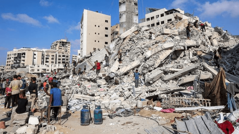 Gaza : 64 803 martyrs et 164 264 blessés