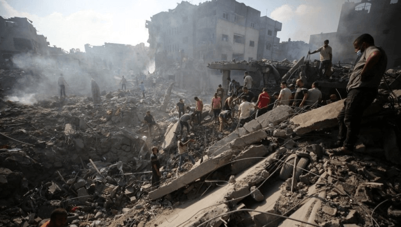 Forts bombardements sur la ville de Gaza