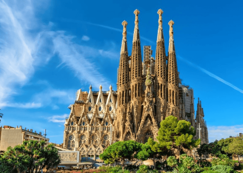Espagne : la tour de Jésus-Christ à la Sagrada Familia achevée en 2026