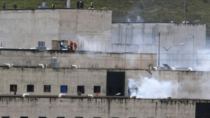 Équateur: Des affrontements entre détenus font 17 morts