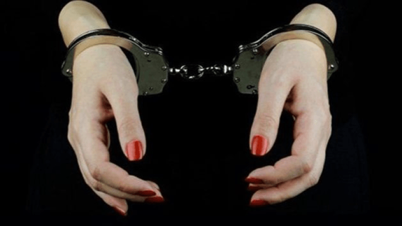 المهدية: صور لامرأة بزيّ أمني على فيسبوك...الإحتفاظ بها وبأمني