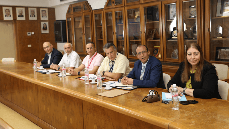 وزير النّقل يطلع على سير أعمال خلية متابعة صيانة أسطول الخطوط الجوية