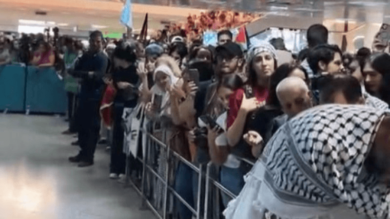 Des participants à la Flottille Soumoud de retour à Tunis