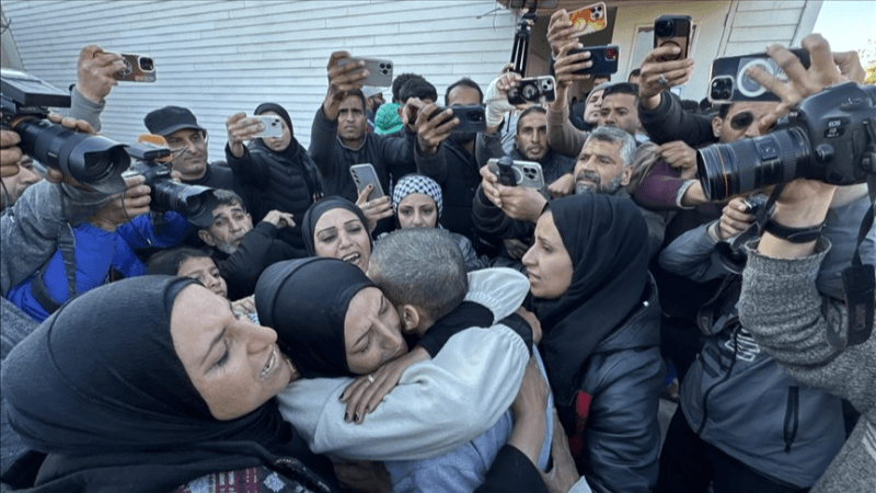 الإحتلال يعلن الإفراج عن 1966 أسيرا فلسطينيا