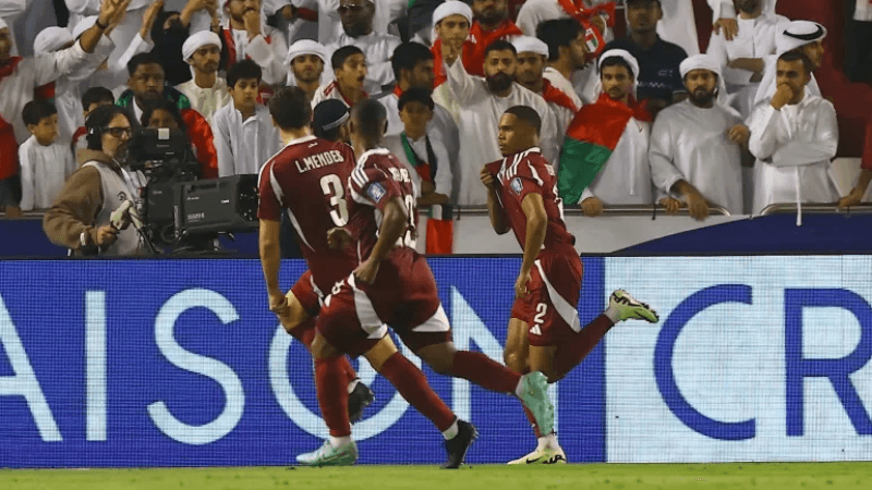 قطر تفوز على الإمارات وتتأهل إلى كأس العالم 2026