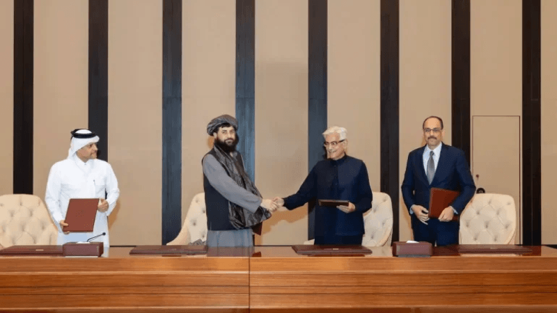 اتفاق باكستان وأفغانستان على وقف فوري لإطلاق النار