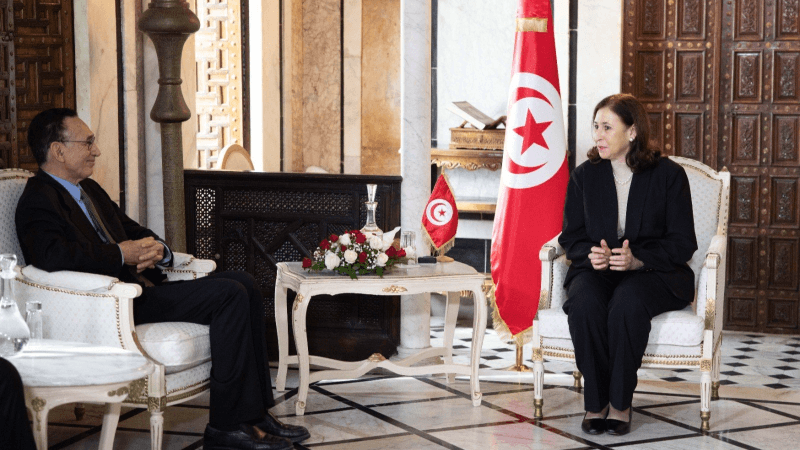 تونس وليبيا تطمحان لتعزيز التعاون في المجال الاقتصادي والتجاري