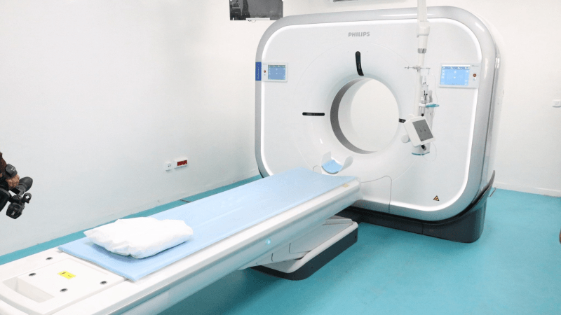 تعزيز المستشفى الجهوي بطبرقة بآلة مفراس جديدة