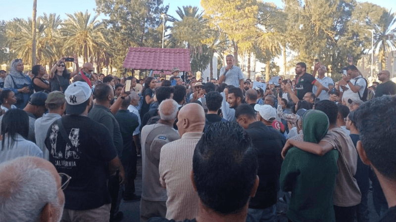 قابس: وقفة احتجاجية أمام مقر الولاية رفضا للتّلوث