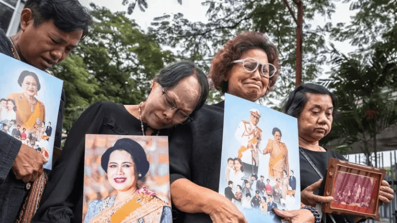 وفاة 'الأم سيريكيت' ملكة تايلاند