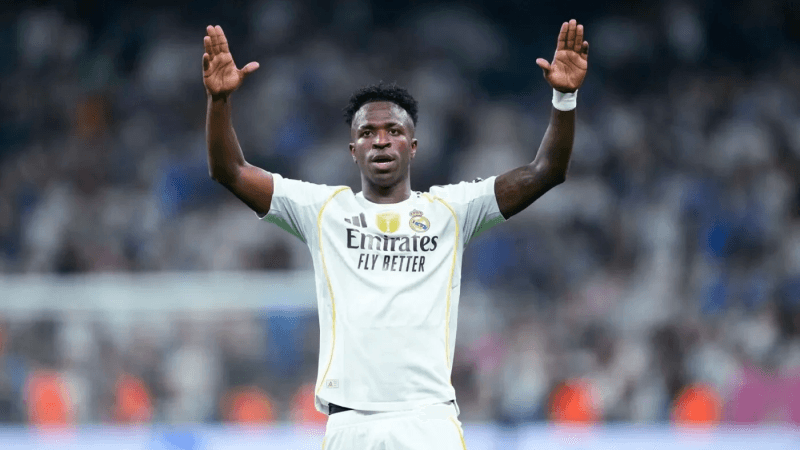 فينيسيوس يعتذر بعد نوبة الغضب: 'أحيانا تأخذني الحماسة..'