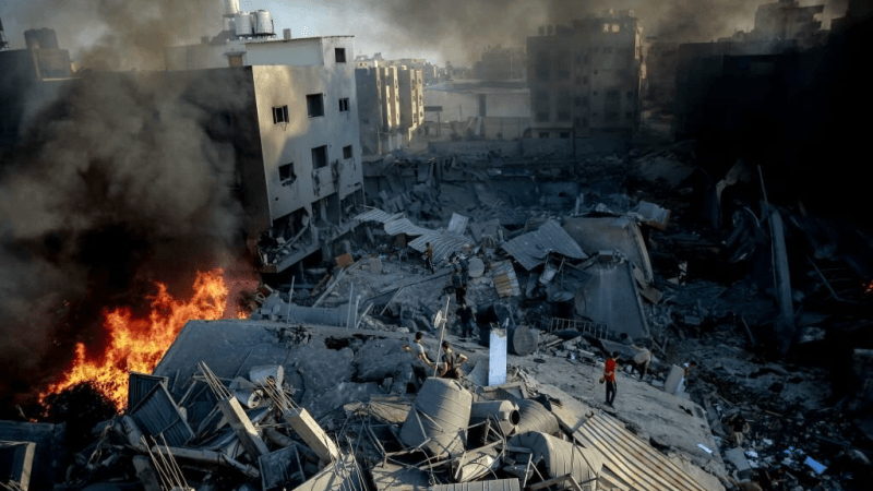 الاحتلال يُواصل خرق الاتفاق.. غارات جوية على غزة