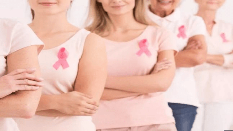 الأحمر: مصابات بالسرطان بين مطرقة المرض وسندان ممارسات لا إنسانية