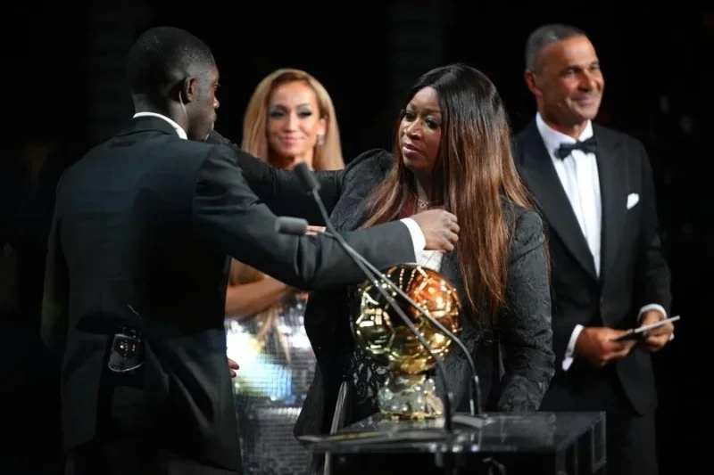 Les 200 000 euros offerts par Dembélé à sa mère seront bien taxés