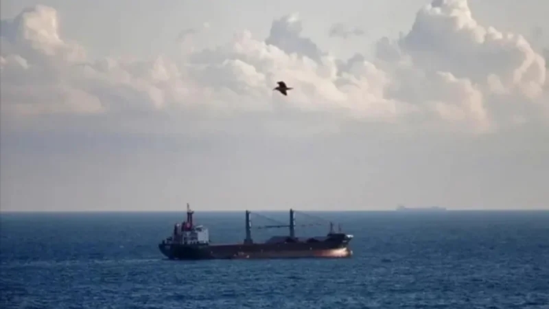 قراصنة حاولوا الاستيلاء على ناقلة غاز مسال قبالة الصومال