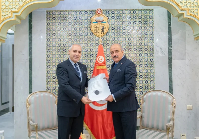 Mohamed Ali Nafti reçoit le nouvel ambassadeur libanais