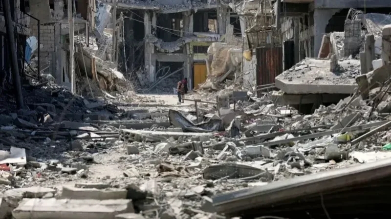 الاحتلال يقصف غزة.. ويواصل نسف المنازل والمباني