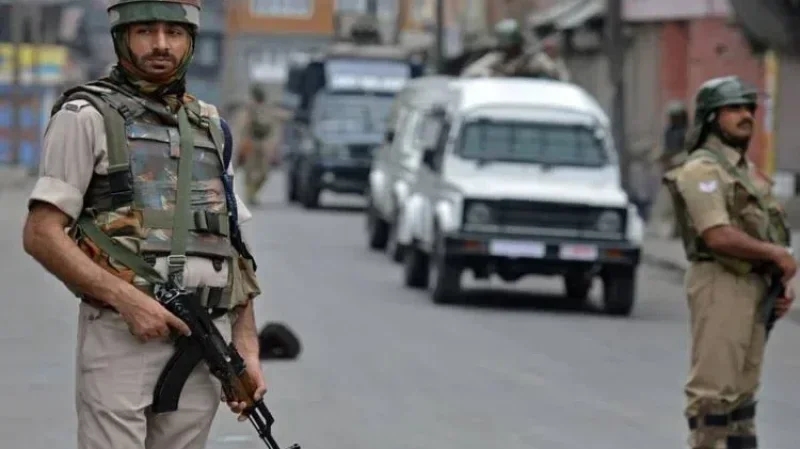 Pakistan: Douze morts dans un attentat devant un Tribunal