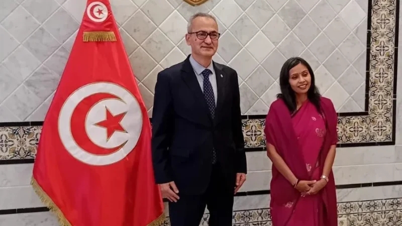 تونس والهند تبحثان تعزيز علاقات الشراكة وتوسيعها في مختلف الميادين