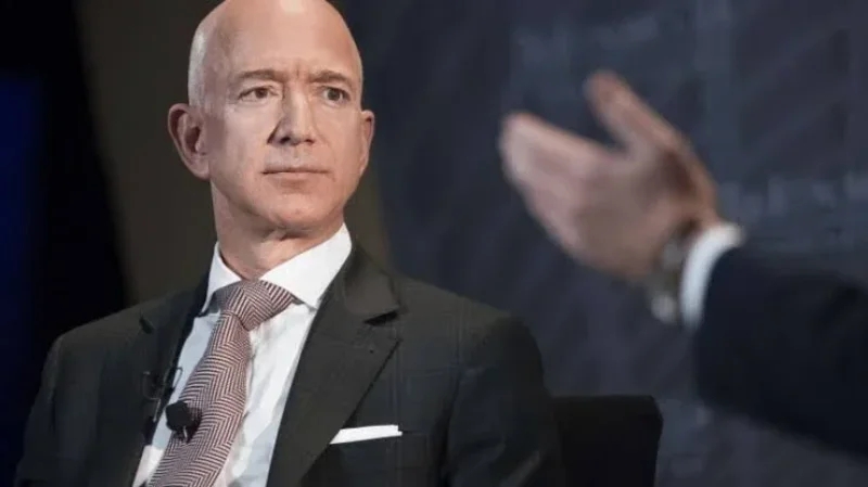 Bezos prend la tête d'une startup spécialisée IA