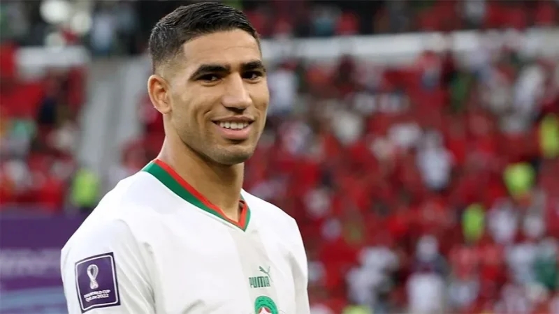 أشرف حكيمي يفوز بجائزة أفضل لاعب كرة قدم أفريقي لعام 2025