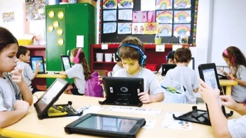 وزير التربية: أبناء اليوم أبناء الفضاء الافتراضي.. والنسق القديم يعرقل