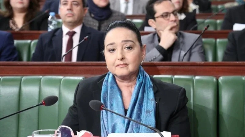 وزارة الثقافة تُدرج ملفّ تسوية المتعاقدين ضمن أولوياتها