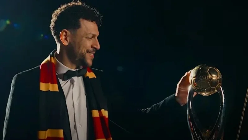 الترجي: 'فنانُنا عاد.. فليبدأ العرض'