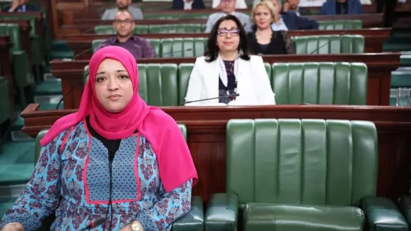 أسماء درويش: أغلبية النواب مع رصد التمويلات لتشغيل من طالت بطالتهم