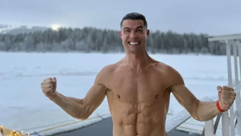 A 40 ans, Ronaldo défie le temps...