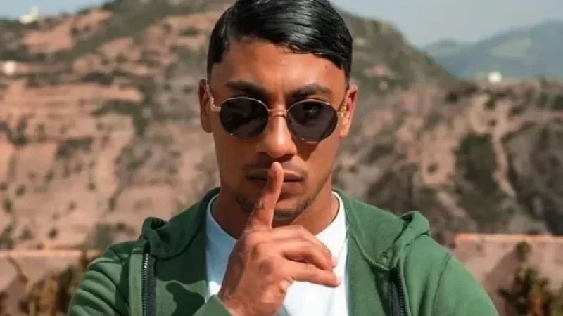 Le rappeur marocain Maes condamné à 7 ans pour tentative d’enlèvement