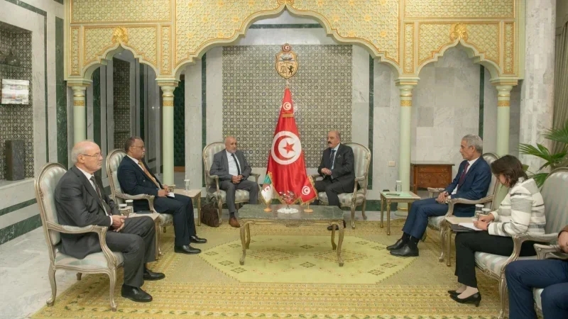 Nafti reçoit des parlementaires algériens