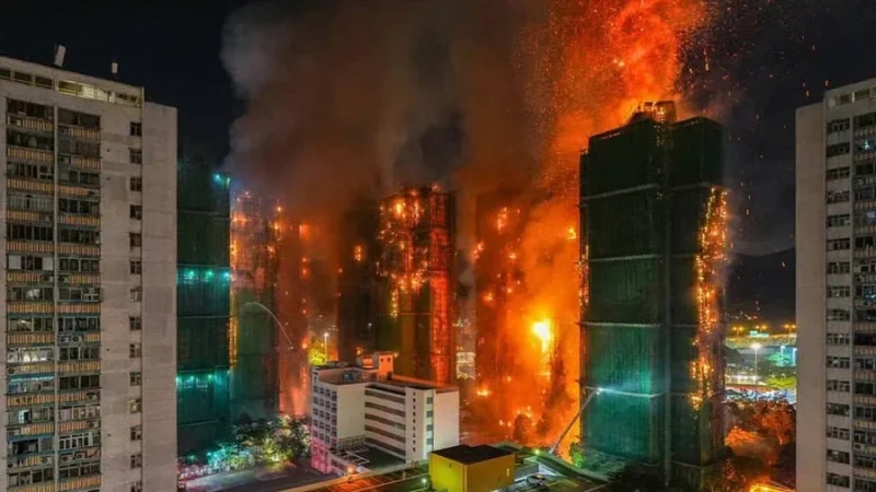 Hong Kong: Incendie dans un complexe immobilier...55 morts